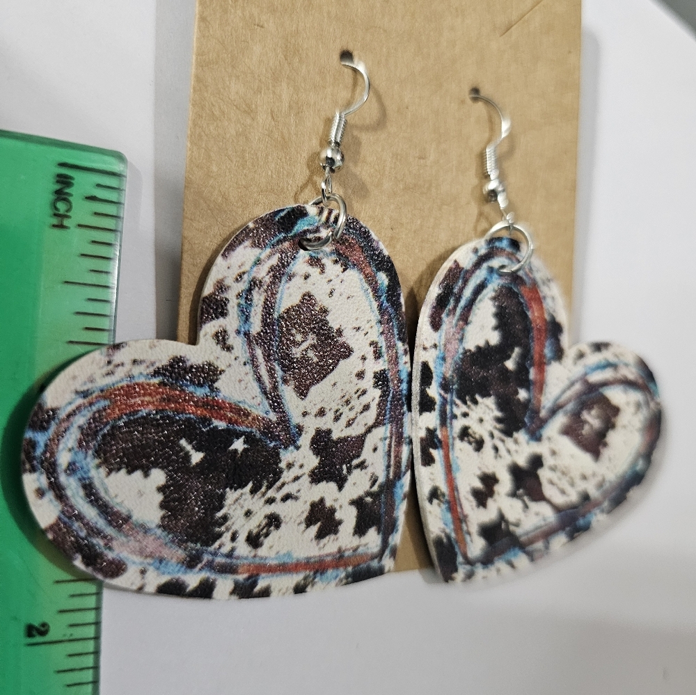 Heart-Shaped Patterned Earrings